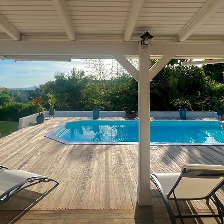 Spacieuse Villa Corossol Avec Piscine Et Jeux Exterieurs Le Gosier  Eksteriør bilde