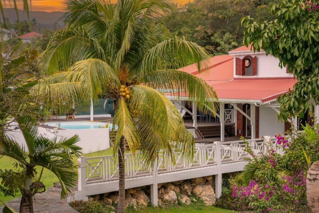 Spacieuse Villa Corossol Avec Piscine Et Jeux Exterieurs Le Gosier  Eksteriør bilde